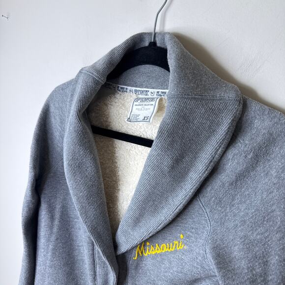 PINK Victoria's Secret Collegiate RARE Missouri Tigers Mizzou Sherpa Cardigan XS - Picture 9 of 13